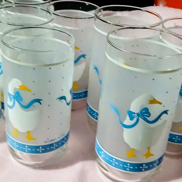 Newcor Stoneware Partial Set Or Replacement Pieces - Picture 14 of 16